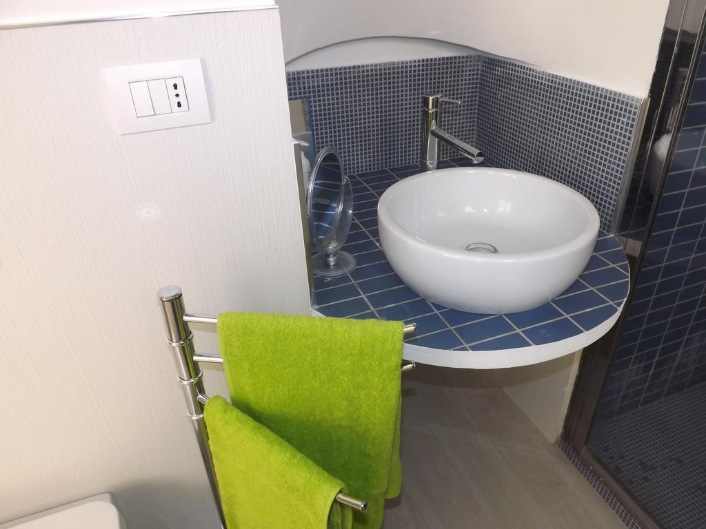 Casa Ginebras Apartment Bari Ngoại thất bức ảnh